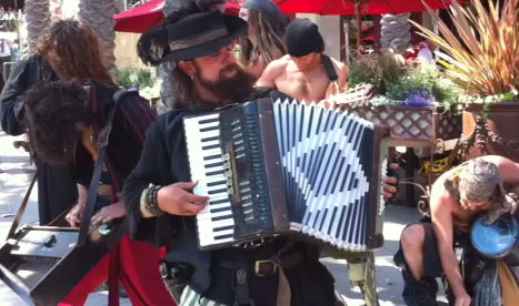 Pirate street band